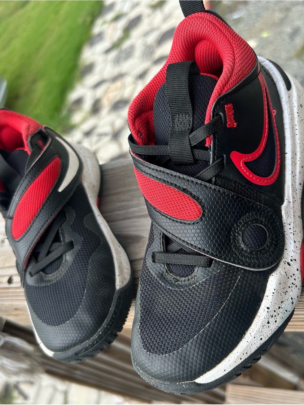 Nike Kids Black and Red Hook-and-Loop Sneakers